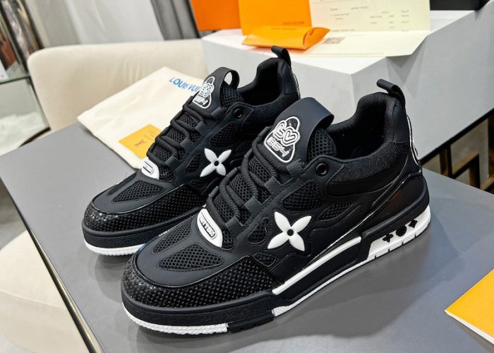 L***V Skate Sneaker Black 1AARR1