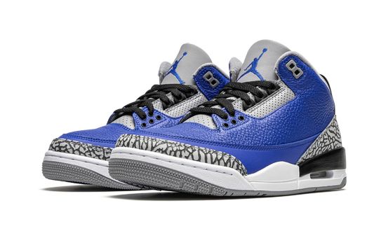 Air Jordans 3 Retro OG ‘Royal Cement’ CT8532-400